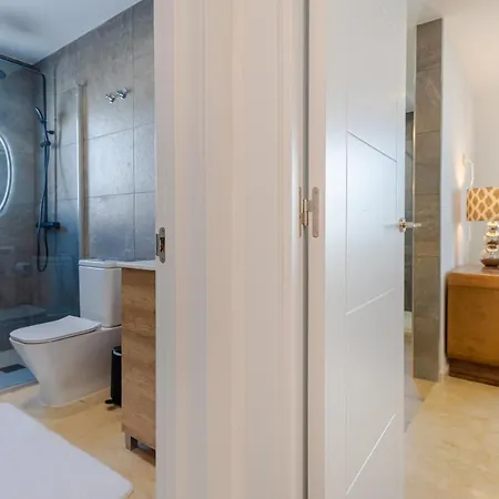 Holiday home Fully Renovated Seaside Townhouse 200m From The San Pedro Beach With Gated Community